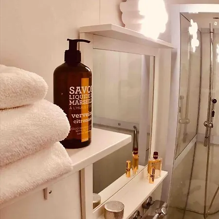 Huoneisto Tuomas'luxurious Suites, Gamme *